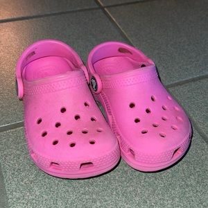 Toddler crocs pink size 7